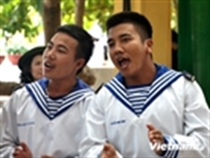 Les compositeurs s’orientent vers la mer et les îles du Vietnam